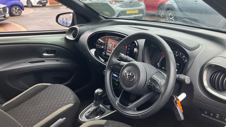 Toyota Aygo X 1.0 VVT-i Edge 5dr Auto Petrol Hatchback